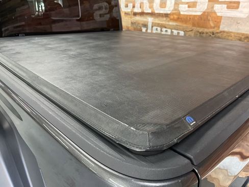 Used 2022 Jeep Gladiator Rubicon w/ LED Lighting Group image 23