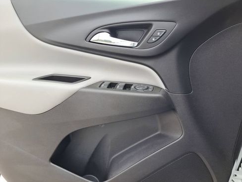 Used 2023 Chevrolet Equinox LS w/ LPO, Floor Liner Package AWD/4WD image 19
