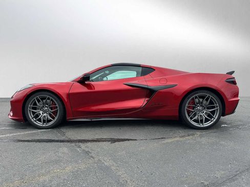 New 2025 Chevrolet Corvette Z06 w/ Battery Protection Package image 6