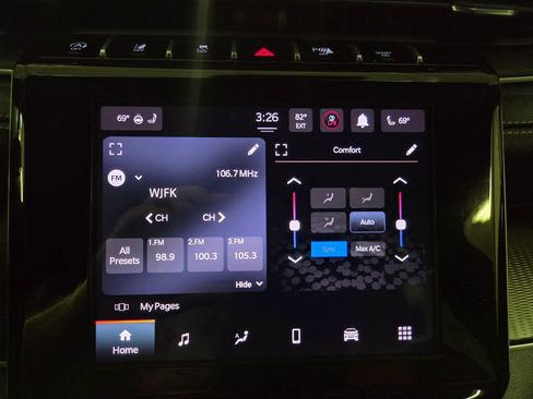 Used 2024 Jeep Grand Cherokee L Laredo AWD/4WD image 26