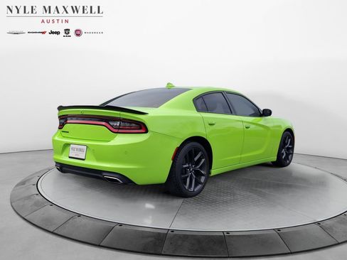 Used 2023 Dodge Charger SXT w/ Blacktop Package image 16