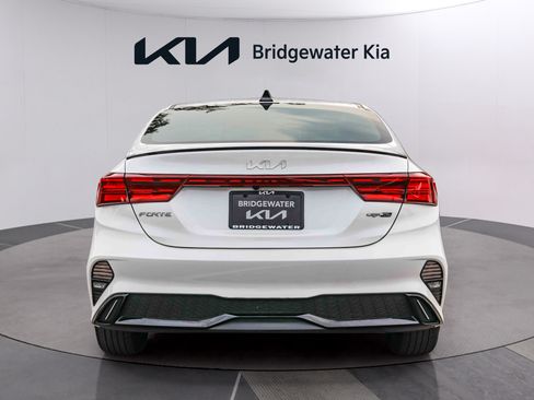 Certified 2023 Kia Forte GT-Line w/ GT-Line Technology Package FWD image 5