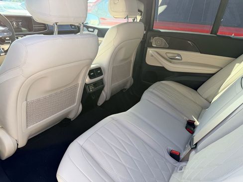 Used 2023 Mercedes-Benz GLE 63 AMG S image 4