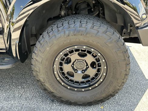 Used 2018 Ford F150 Raptor w/ Equipment Group 802A Luxury AWD/4WD image 13