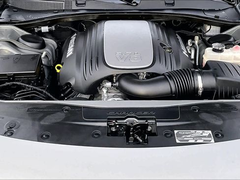 Used 2023 Dodge Charger R/T w/ Technology Group image 9