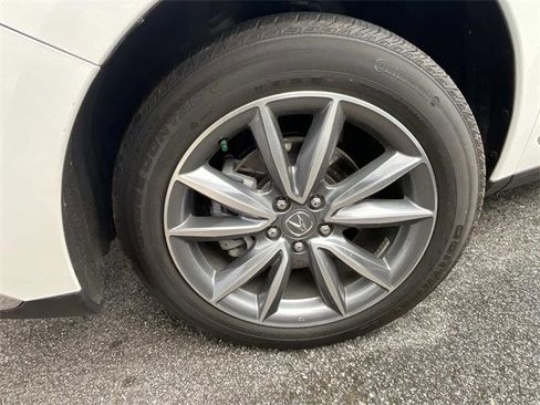 Used 2024 Acura RDX w/ Technology Package image 3