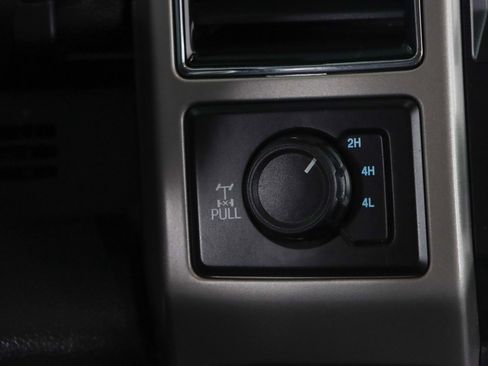 Used 2021 Ford F250 Lariat w/ Lariat Value Package AWD/4WD image 22