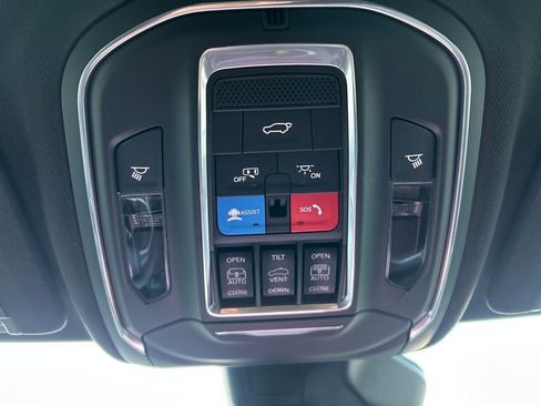 New 2025 Jeep Grand Cherokee L Limited w/ Trailer Tow Package image 41