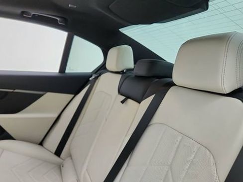 Used 2026 BMW 540i xDrive image 30