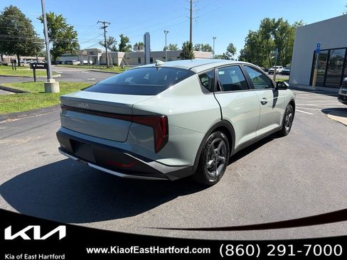 New 2026 Kia K4 FWD image 8