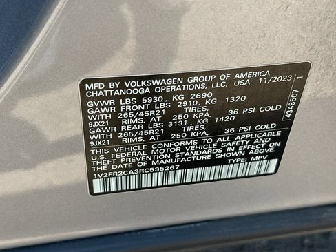 Used 2024 Volkswagen Atlas SEL Premium R-Line AWD/4WD image 30
