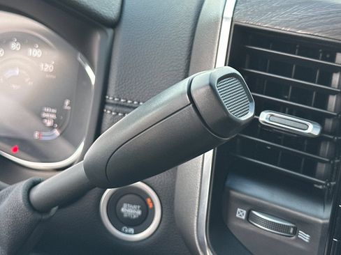 New 2026 RAM 2500 Laramie AWD/4WD image 19