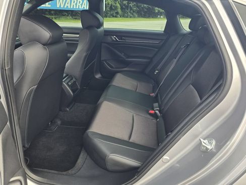 Used 2022 Honda Accord Sport image 11