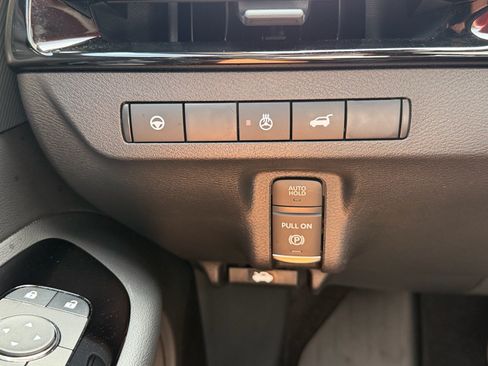 Certified 2025 Nissan Murano SL w/ Cargo Package AWD/4WD image 33