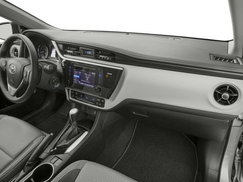 Used 2017 Toyota Corolla SE w/ Carpet Mat Package (TMS) FWD image 16
