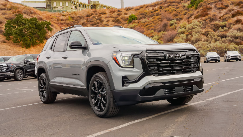 New 2027 GMC Terrain Elevation w/ Elevation Premium Package FWD image 5