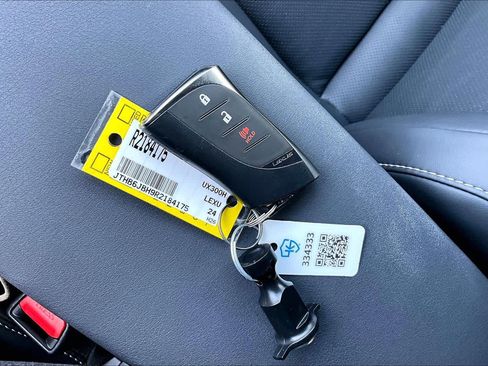 Used 2024 Lexus UX 250h F Sport FWD image 15