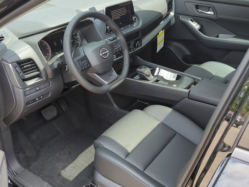 New 2026 Nissan Rogue Dark Armor FWD image 9