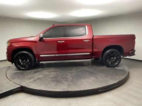 Certified 2025 Chevrolet Silverado 1500 High Country w/ High Country Premium Package AWD/4WD image 4