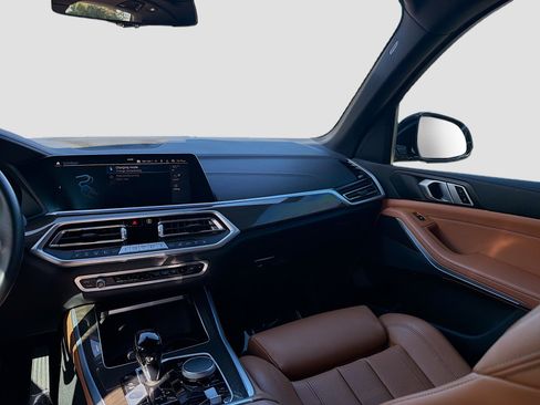 Used 2022 BMW X5 xDrive45e w/ Premium Package image 22