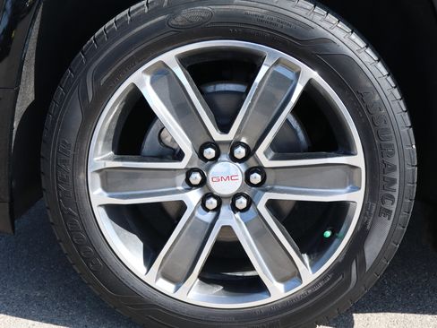 Used 2019 GMC Acadia Denali AWD/4WD image 21