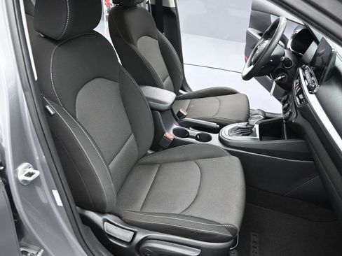 Used 2023 Kia Forte LXS image 22