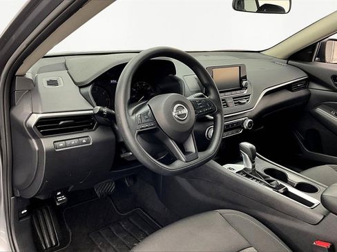 Used 2024 Nissan Altima 2.5 S image 14