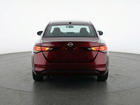 Used 2025 Nissan Sentra SV image 7