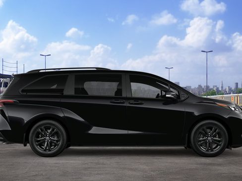 New 2026 Toyota Sienna XSE AWD/4WD image 12