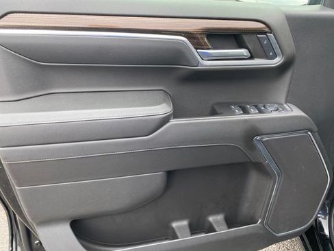 Certified 2024 Chevrolet Silverado 1500 LT AWD/4WD image 15