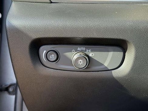 Used 2023 Chevrolet Traverse LS w/ Safety Package image 17