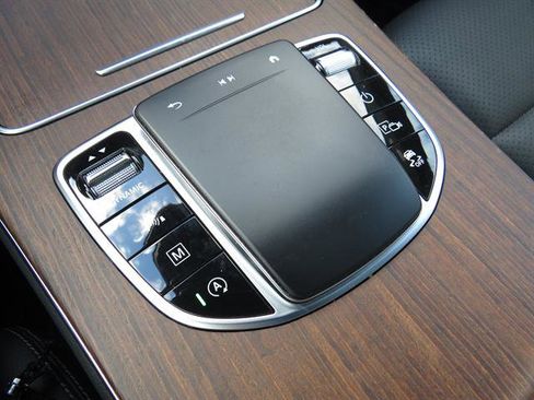 Certified 2021 Mercedes-Benz GLC 300 GLC 300 4MATIC w/ AMG Line image 17