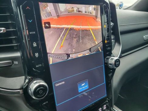 Used 2023 RAM 1500 Laramie image 14