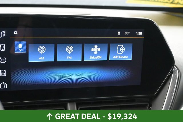 Used 2025 Chevrolet Trax LT FWD image 27