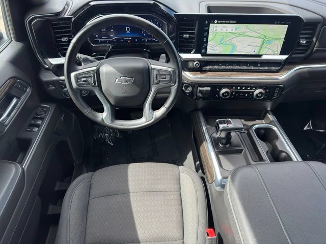 Certified 2024 Chevrolet Silverado 1500 RST w/ Convenience Package II AWD/4WD image 13