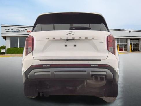 Used 2024 Hyundai Palisade Limited AWD/4WD image 5