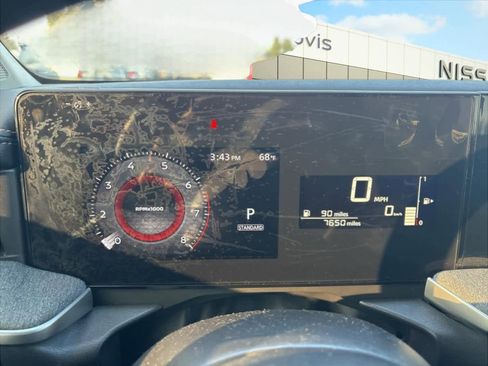 Used 2025 Nissan Kicks SV image 2