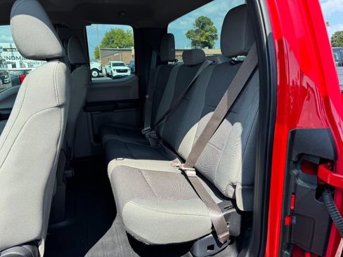 Used 2015 Ford F150 XL w/ Equipment Group 101A Mid AWD/4WD image 9