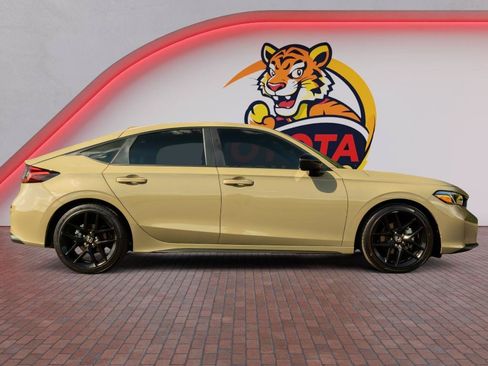 Used 2026 Honda Civic Sport image 4