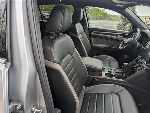 Used 2023 Volkswagen Atlas Cross Sport SEL Premium R-Line image 13