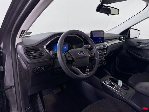 Used 2024 Ford Escape Active image 9