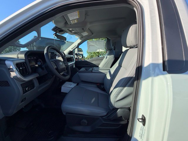 New 2026 Ford F600 4x4 Regular Cab Super Duty w/ XL Chrome Package image 9