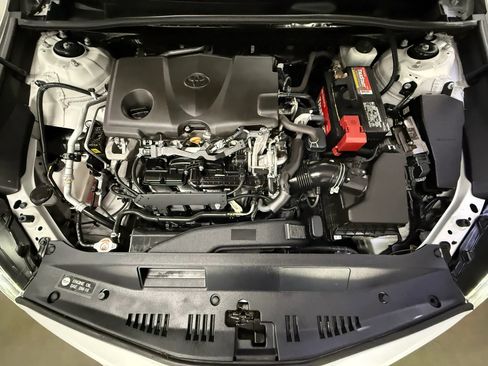 Used 2019 Toyota Camry XSE FWD image 24