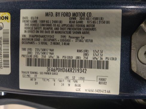 Used 2019 Ford Fusion SE FWD image 33