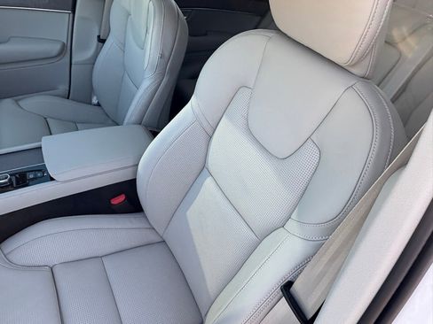 New 2026 Volvo XC90 B6 Ultra w/ Protection Package Premier image 16