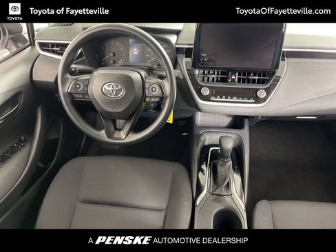 Used 2024 Toyota Corolla LE image 5