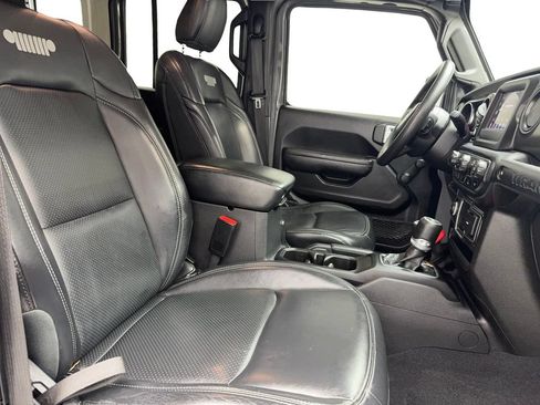 Used 2023 Jeep Wrangler Unlimited Sport AWD/4WD image 28