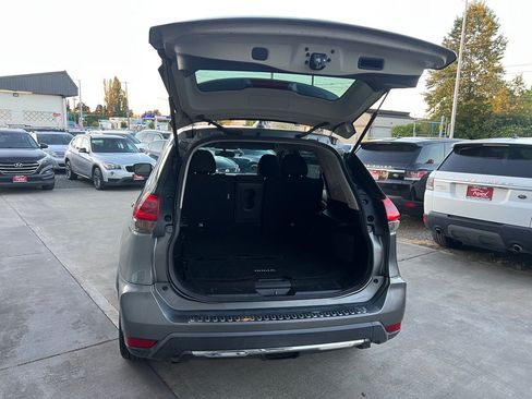 Used 2018 Nissan Rogue S FWD image 14
