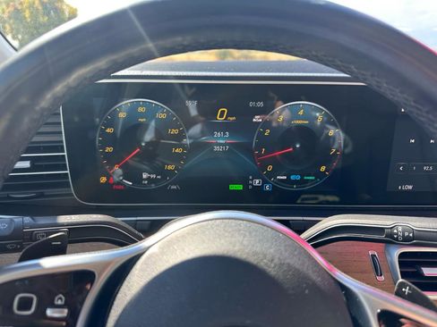 Used 2022 Mercedes-Benz GLS 450 4MATIC image 15