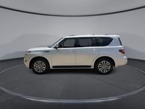 Used 2023 Nissan Armada SL w/ Captain's Chairs Package RWD image 5